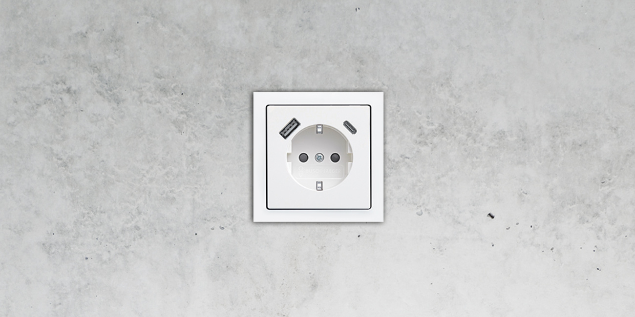 SCHUKO® USB-Steckdose bei Elektrotechnik Sauer in Dettelbach